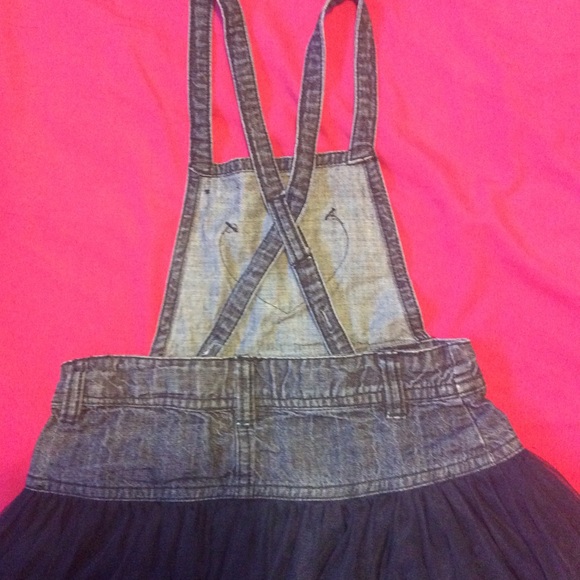 Cute skirt - Picture 2 of 2